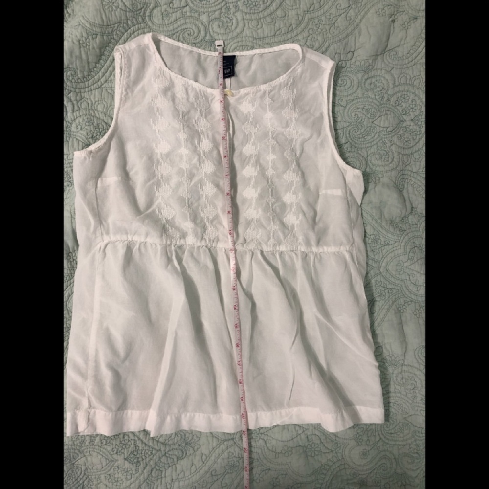 Gap white (sheer) top